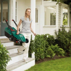 Bosch Elektrische Grasmaaier ARM 3200 32cm 1200W 6 Bosch Elektrische Grasmaaier ARM 3200 32cm 1200W -Tuin En Buiten 123 2513