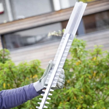 LUX 20V Heggenschaar + 2,0Ah Accu + Lader 3 LUX 20V Heggenschaar + 2,0Ah Accu + Lader - Afbeelding 3