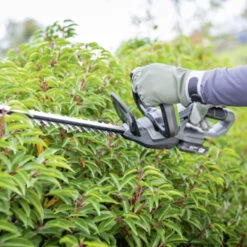 LUX 20V Heggenschaar + 2,0Ah Accu + Lader 27 LUX 20V Heggenschaar + 2,0Ah Accu + Lader -Tuin En Buiten 123 2677