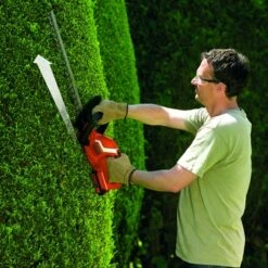 Black & Decker BLACK+DECKER 18V Heggenschaar GTC1845L20 Incl. 2.0Ah Accu -Tuin En Buiten 123 2851