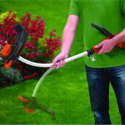 Black & Decker BLACK+DECKER Elektrische Trimmer GL8033-QS - 700W 33cm -Tuin En Buiten 123 2919