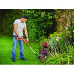 Black & Decker BLACK+DECKER 18V Trimmer ST182320 25cm Incl. 2,0Ah Accu + Lader -Tuin En Buiten 123 3020