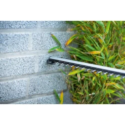 LUX 20V Heggenschaar (zonder Accu) 7 LUX 20V Heggenschaar (zonder Accu) -Tuin En Buiten 123 3248