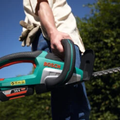 Bosch 36V Heggenschaar AdvancedHedgeCut 65cm (Incl. 2.0Ah Accu + Lader) -Tuin En Buiten 123 3318