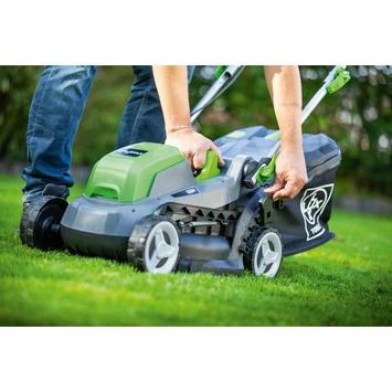 LUX 20V Accu Grasmaaier 33cm Incl. 2 Accu's 4,0Ah + Lader 6 LUX 20V Accu Grasmaaier 33cm Incl. 2 Accu's 4,0Ah + Lader - Afbeelding 6