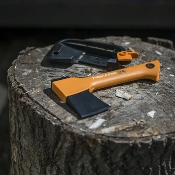 Fiskars Vrijetijdsbijl X5 XXS 2 Fiskars Vrijetijdsbijl X5 XXS - Afbeelding 2