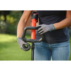 SKIL 20V Onkruidverwijderaar Weedbuster 0660AA Incl. 2,0Ah Accu + Snellader -Tuin En Buiten 123 6899